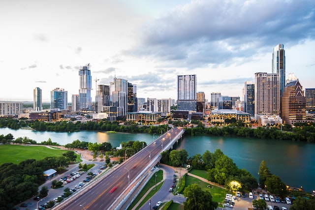 How to Sell or Buy Items in Austin, Texas:
