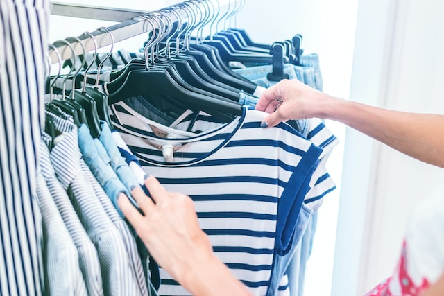 How to Sell and Buy used items online or offline in Dallas Texas