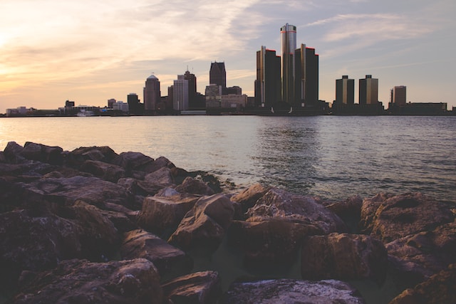 How do I Advertising My Business for Free in Detroit, Michigan?