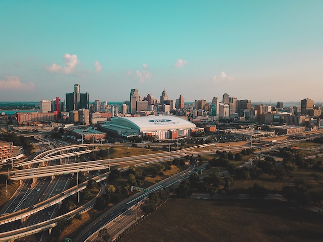 How do I Advertising My Business for Free in Detroit, Michigan?