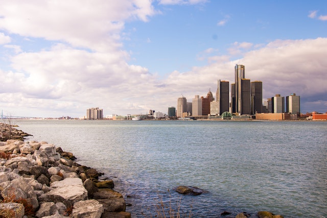 How to Advertising My Business for Free in Detroit, Michigan